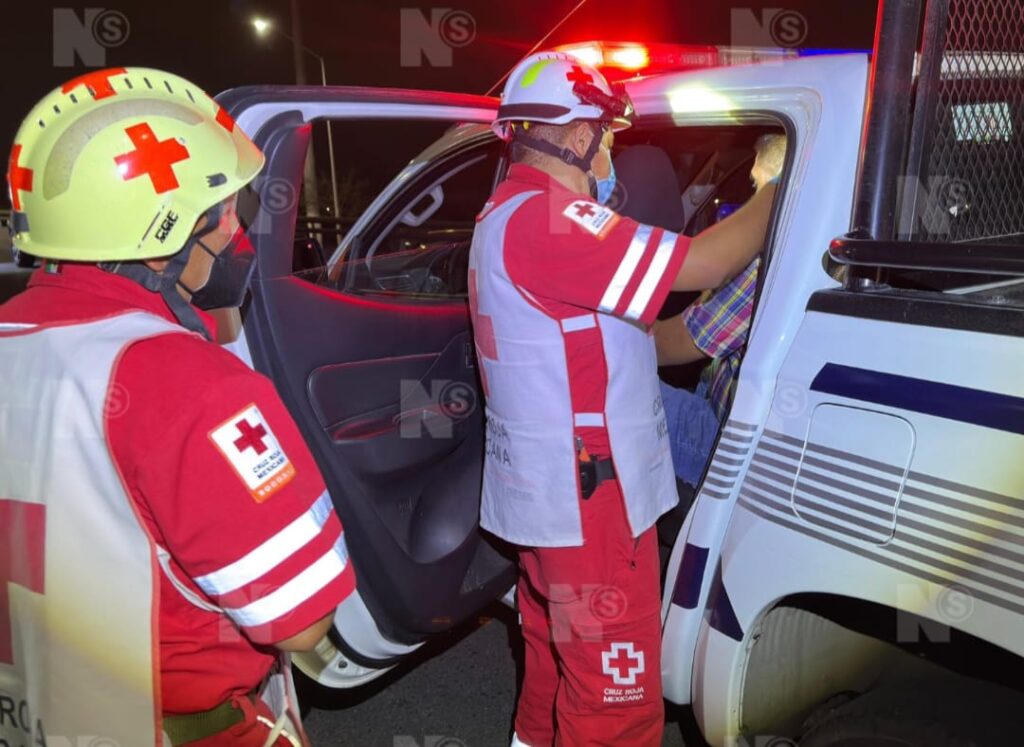🚨 ! SALIÓ A TODA PRISA DE UN MOTEL PORQUE LO BUSCABA SU ESPOSA, Y VOLTEÓ LA CAMIONETA !🚨