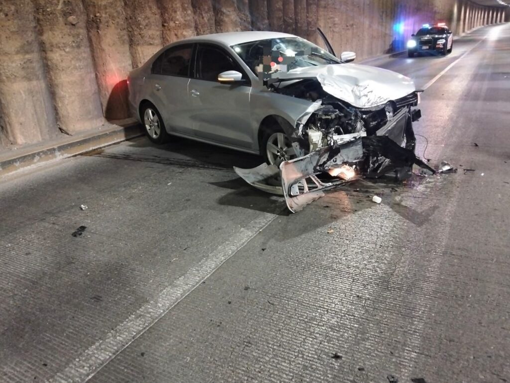 Atiende policía vial choque que dejo una lesionada en Colinas del Río