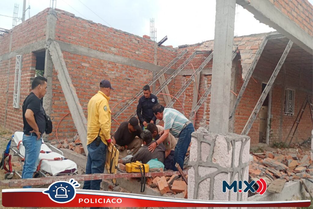 A Aurelio le cayó techo de concreto encima en Calvillo