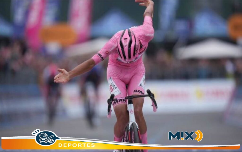 A tres etapas de ganar el Giro de Italia se encuentra Isaac del Toro