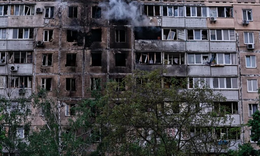 12 muertos y más de 50 heridos en Ucrania, saldo de un nuevo ataque ruso a gran escala