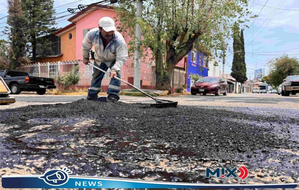 Por temporada de lluvias Obras Públicas Municipales intensifica trabajos de bacheo