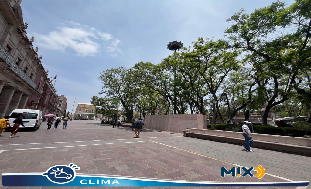 Domingo de cielos medio nublados en Aguascalientes