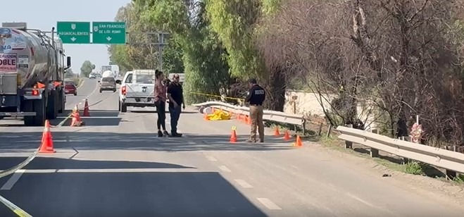 ¡¡  TRANCO CAMIÓN ATROPELLA A PAREJA EN BICICLETA, MUEREN AMBOS !!
