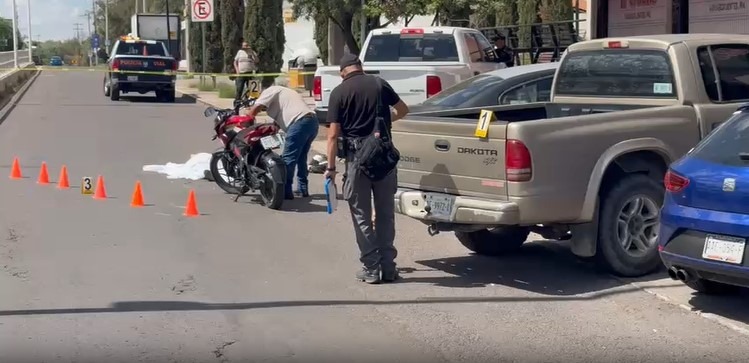 ¡¡ MUERE MUJER EN ACCIDENTE DE MOTOCICLETA A LAS AFUERAS DE CONOCIDO BAR !!