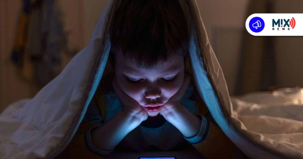 Padres deben limitar el uso de celulares a sus hijos menores de edad