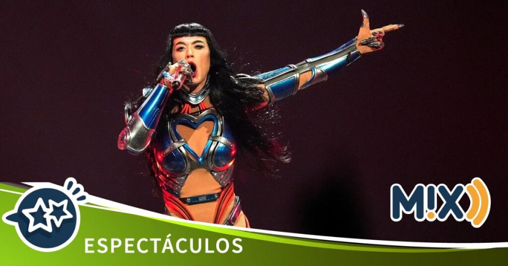 Katy Perry casi se desploma en pleno concierto y revive sus peores pesadillas aéreas