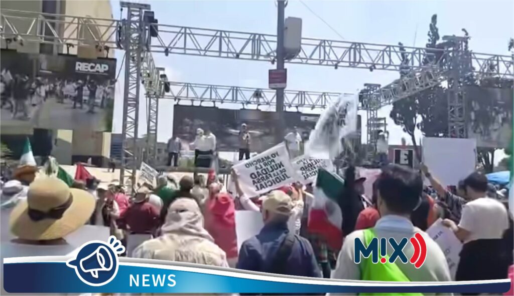 Marchan para exigir anulación de elección judicial; anuncian desobediencia civil y bloqueos
