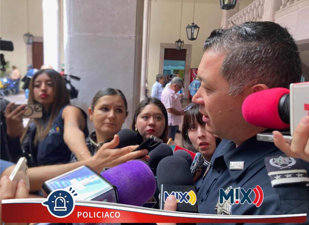 Hace 1 año sospechaban de policía detenida en cateo, por presunta relación con delincuencia