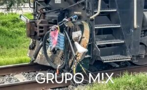 🚨¡¡ ADULTO MAYOR ES ARROLLADO POR EL TREN, SE REPORTA GRAVE !!🚨