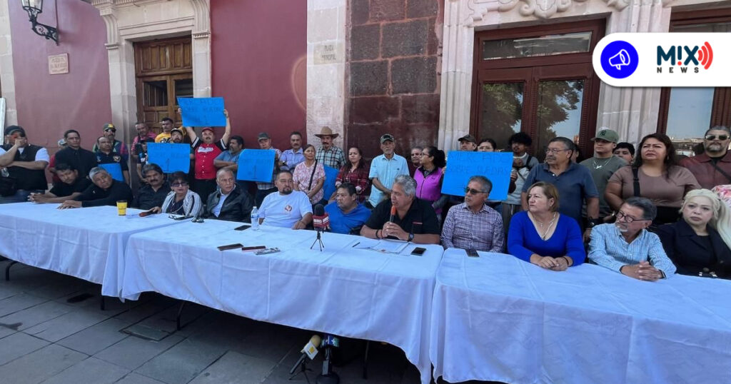 Piden tianguistas regular el “Market Nocturno"