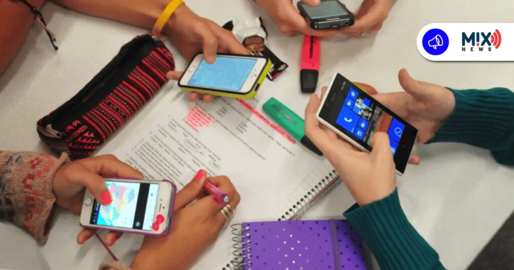Regreso a clases con celulares ‘limitados’