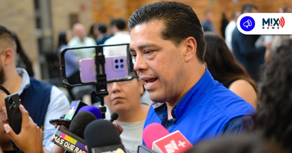 Desmiente alcalde despido de Roberto Amézquita, él pidió separación temporal del cargo