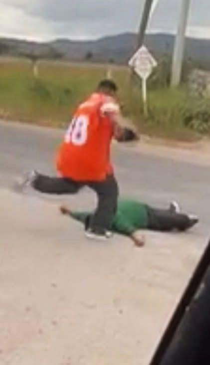 🚨 ¡¡ COBARDE GOLPIZA !! 🚨