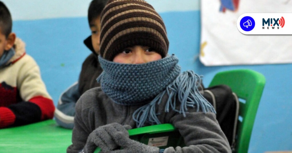 Se podrá usar ropa abrigadora sobre uniforme escolar.