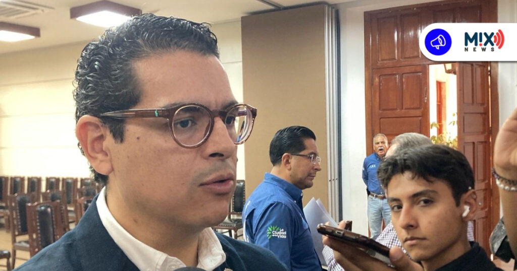 Seguirá la prohibición de bares frente a la UAA