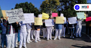 Protestan trabajadores eventuales del ISSEA