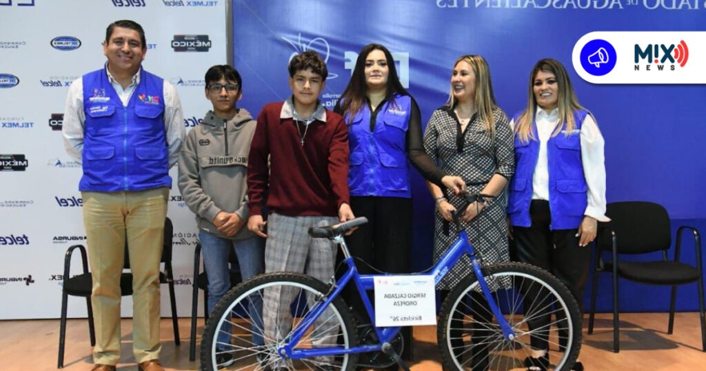 DIF Aguascalientes y Telmex-Telcel entregan becas y apoyos a 85 familias