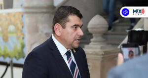 Adán Valdivia interesado en diputación federal