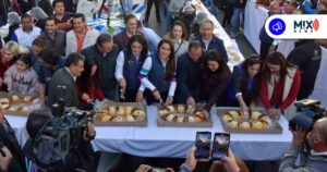 Todo listo para la Rosca de Reyes Gigante en Plaza Patria