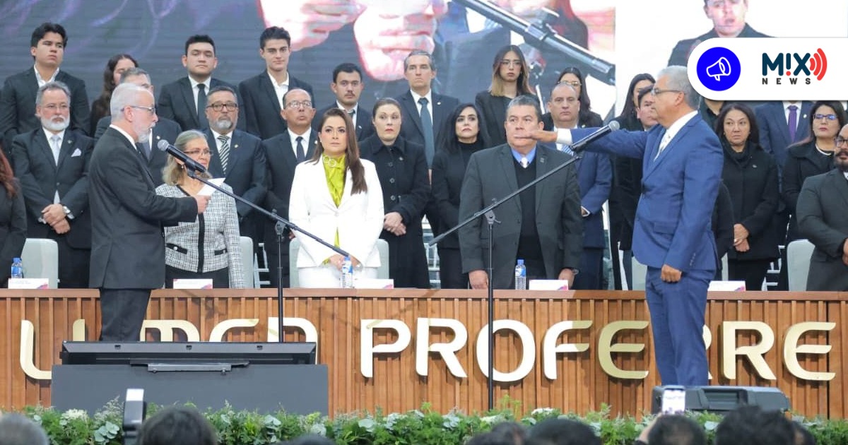 Con llamado a la unidad, Juan Carlos Arredondo asumió la Rectoría de la UAA