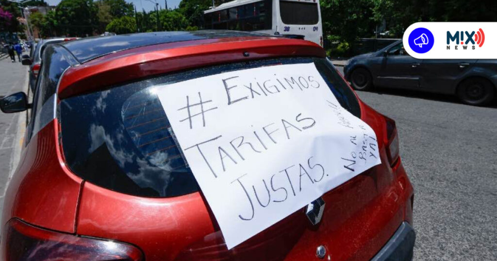 Protestan choferes de Uber y Didi por abusos en comisiones