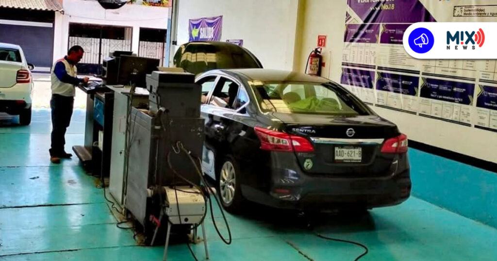 Cumplen con la verificación vehicular casi 400 mil unidades