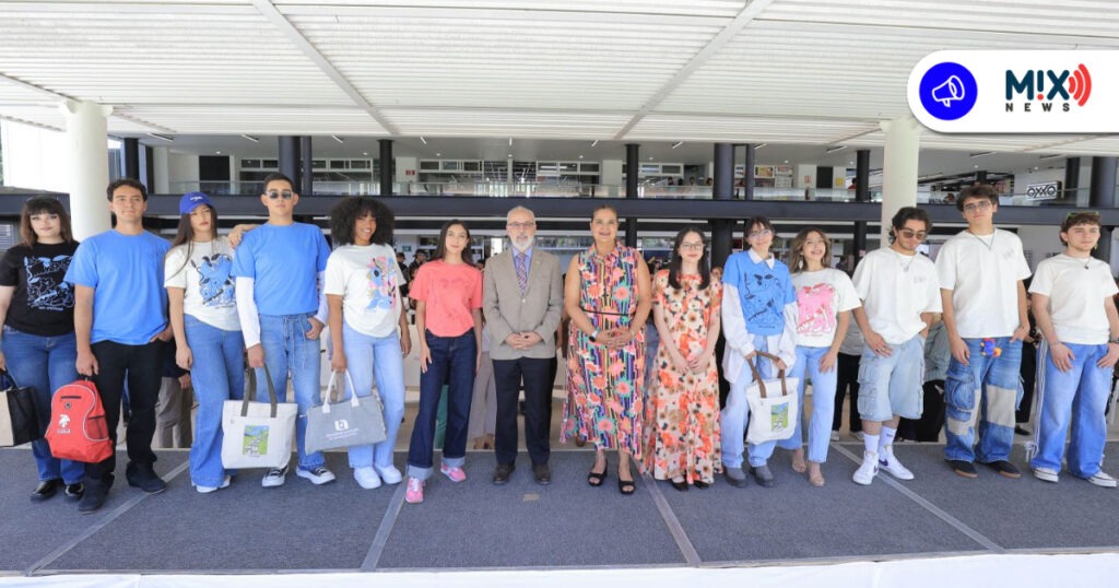 UAA lanza histórica colección de moda con sello de identidad