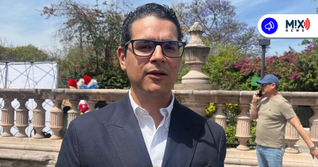 Analiza solicitar licencia para competir por la alcaldía de Aguascalientes