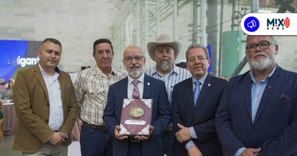 UAA recibe la Medalla al Mérito Ganadero en la FNSM 2026