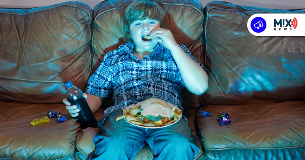 Las pantallas y el calor el enemigo oculto de los infantes este verano: IMSS