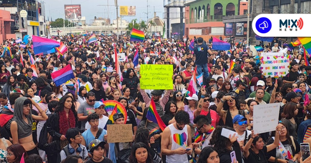 Color y poder dominan las calles de Aguascalientes con la marcha LGBT+